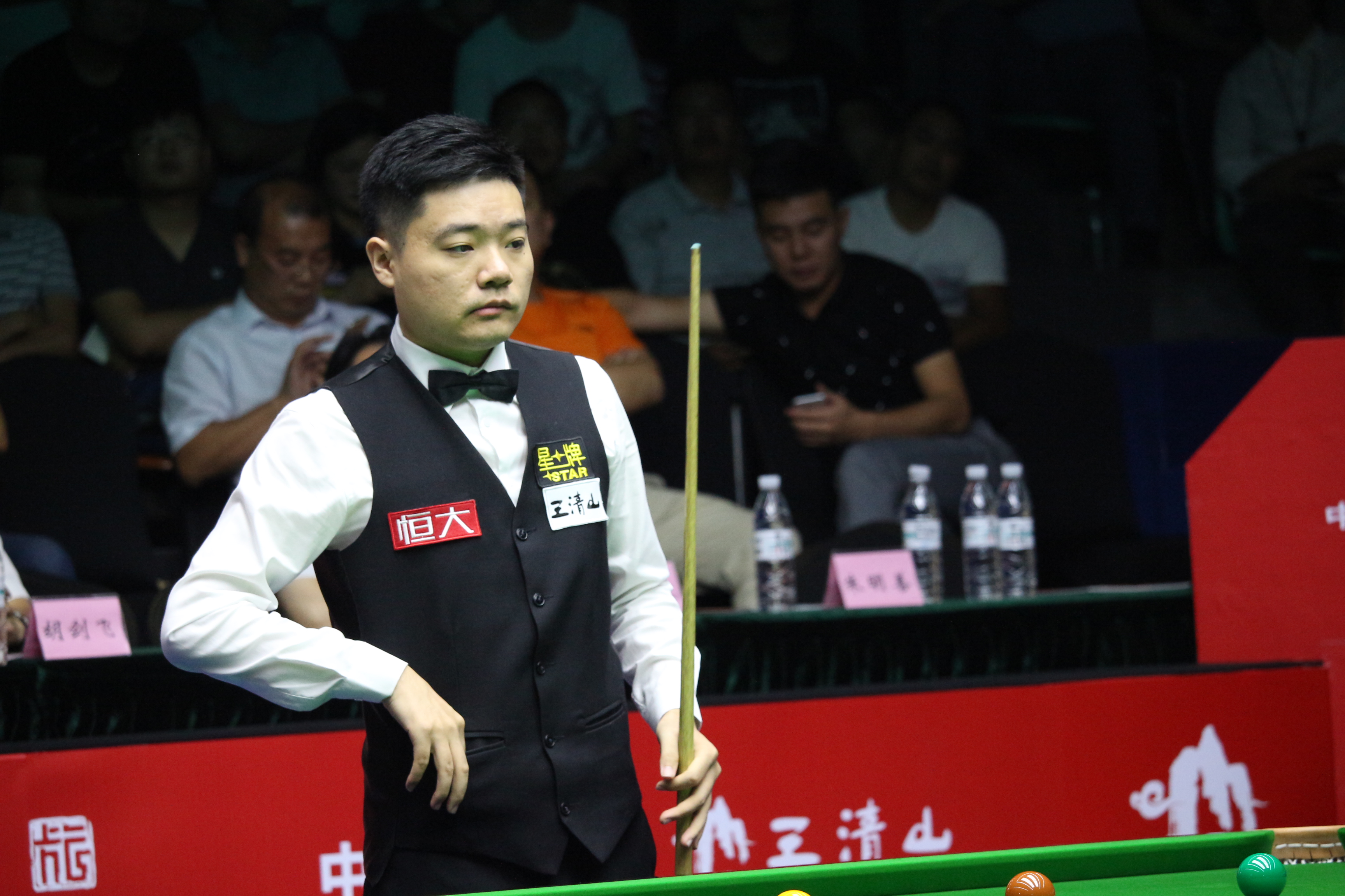 了坚实基础 了坚实基础